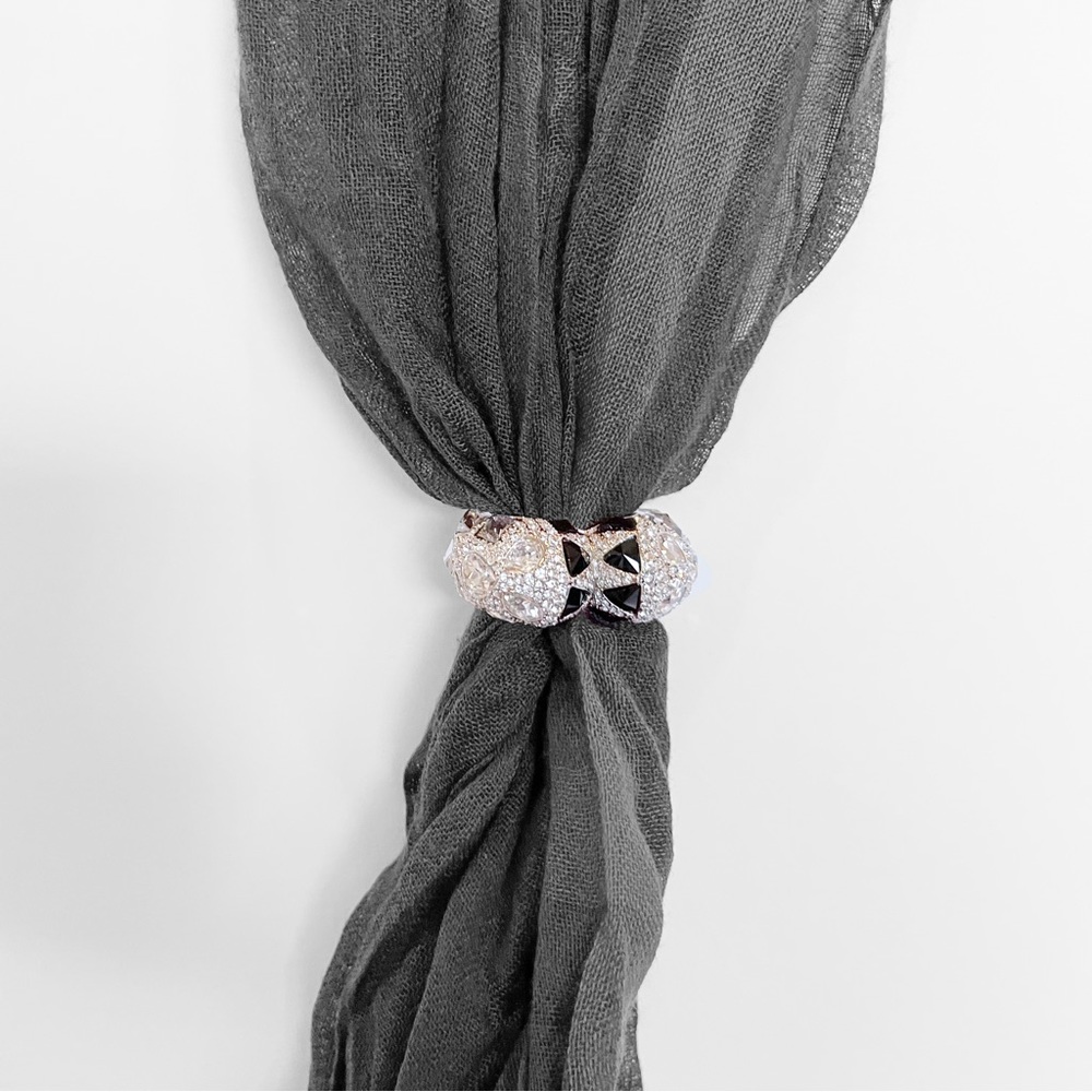 Atelier Swarovski by Emma J. Shipley, Leopard 🐆 Scarf Ring Ltd Ed. - Rhodium